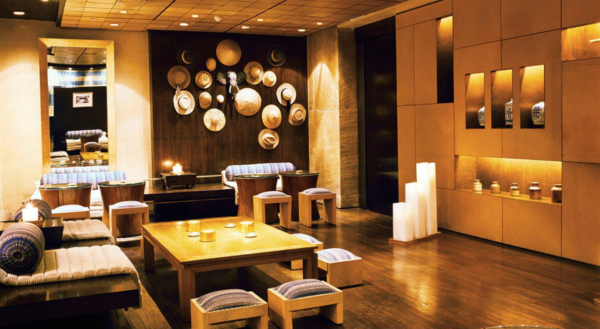 Trident Nariman Point Hotel Mumbai Interior photo The lobby at the Four Seasons Hotel, Hong Kong